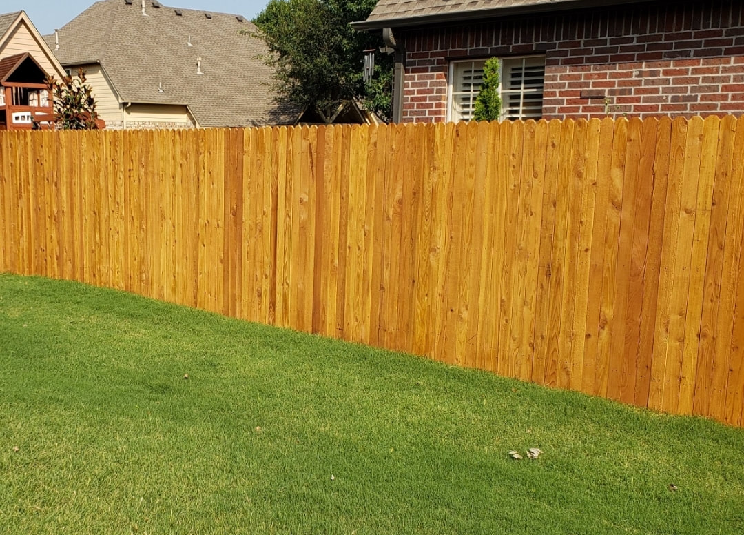 Fence staining & preserving in Tulsa area near me. Fence Staining Contractor Broken Arrow.